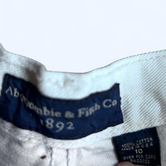 Cream colored Abercrombie and Fitch size 10 Womens Jeans - Picture 6 of 6
